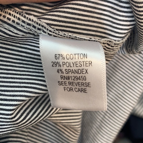 Apt. 9 top size Large - Picture 7 of 7